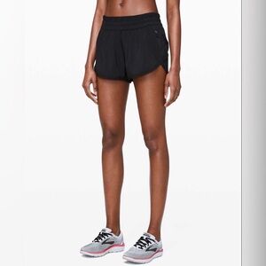lululemon Tracker Short V 4”